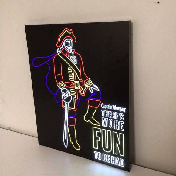 Captain Morgan rum LED Sign wall hanging sign - Picture 2 of 5